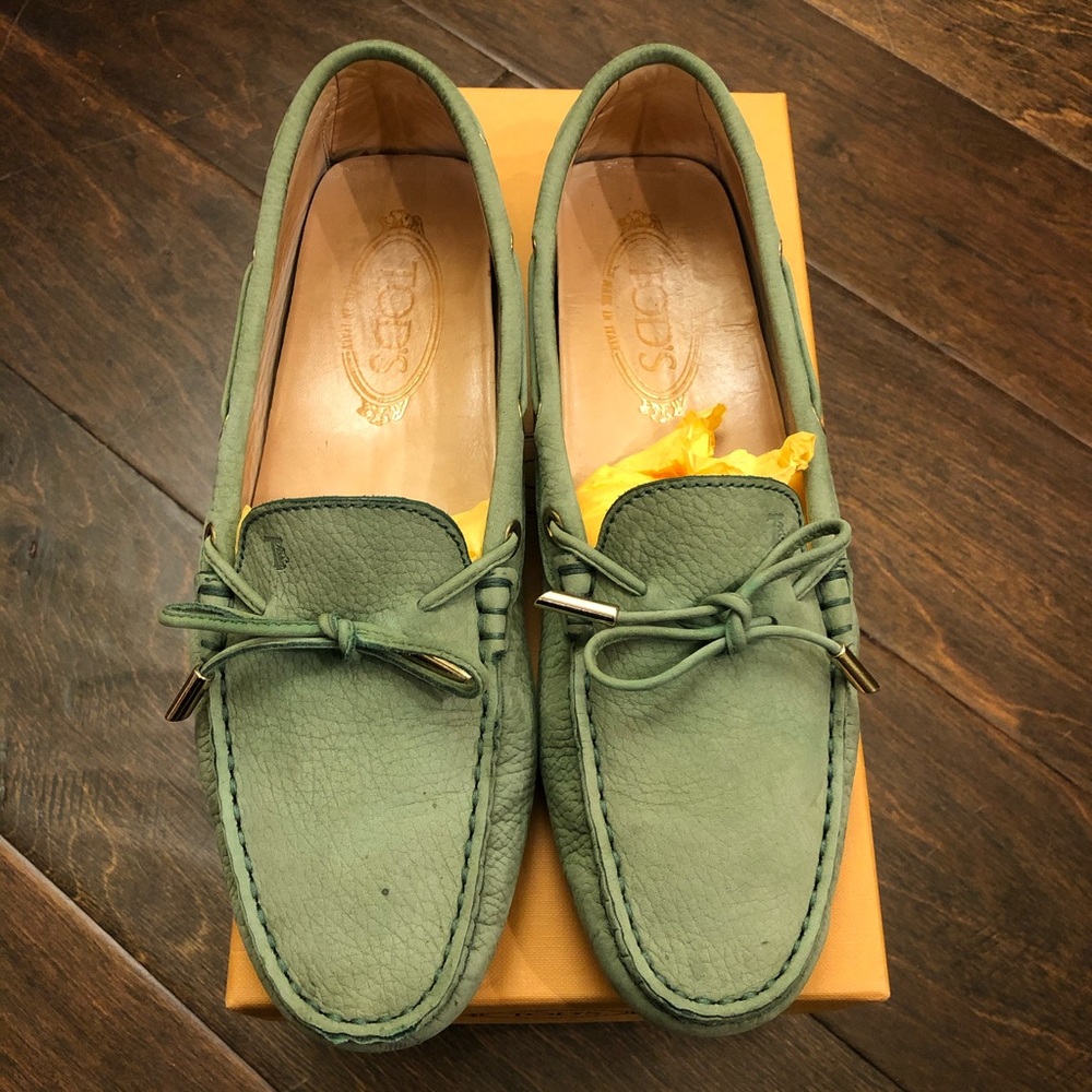 Tod’s Driving shoes in Euro 38.5 (fit us 9)